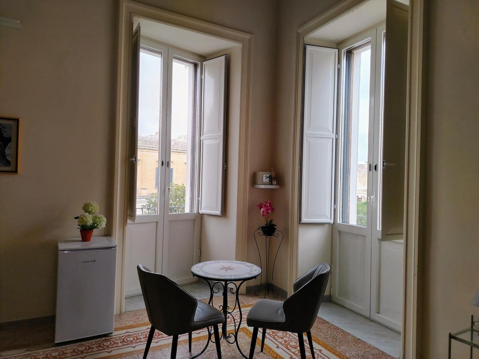 مبيت وإفطار ليتشي Palazzo Castellano المظهر الخارجي الصورة